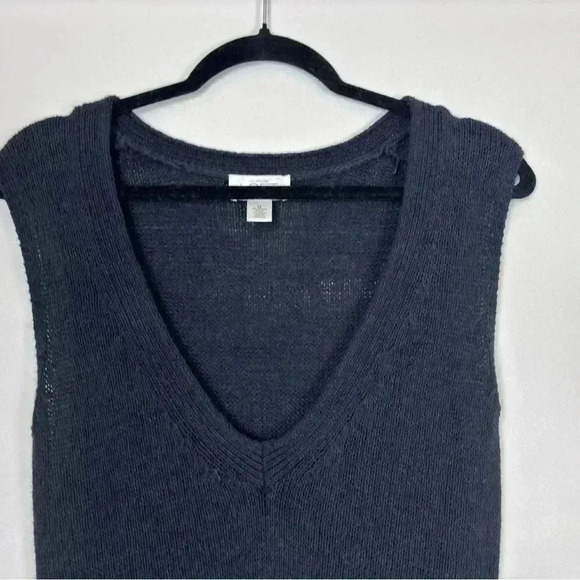 Loft Navy Knit Sweater Oversized Vest V Neck Pull Over Size Medium Classic Cozy - Picture 2 of 8